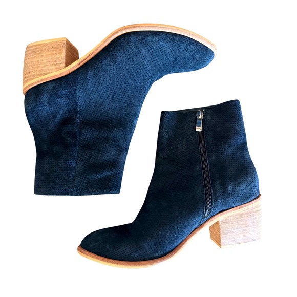Silent D Shoes - Silent D Suede Oakland Ankle Boots Navy Booties Block Heel Size 38 (7-7.5)